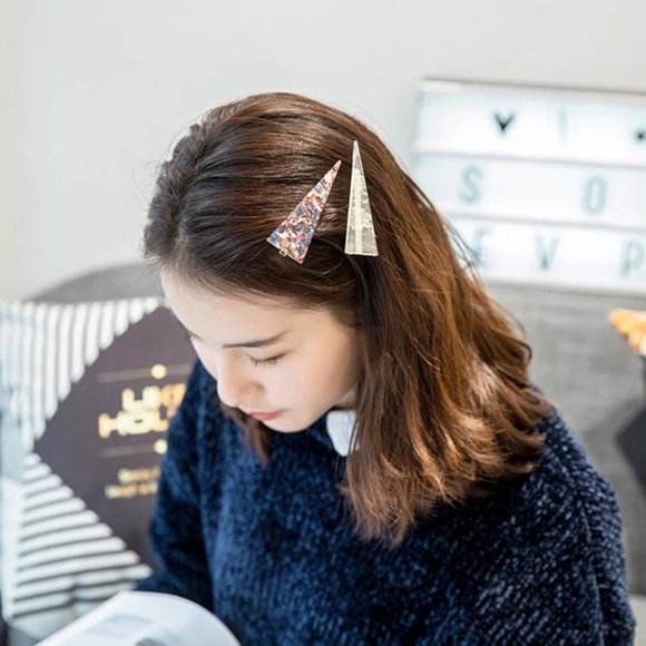 🔴5/$15⚠️𝗖𝗟𝗘𝗔𝗥𝗔𝗡𝗖𝗘⚠️Blue Hair Clip NEW - Picture 4 of 13